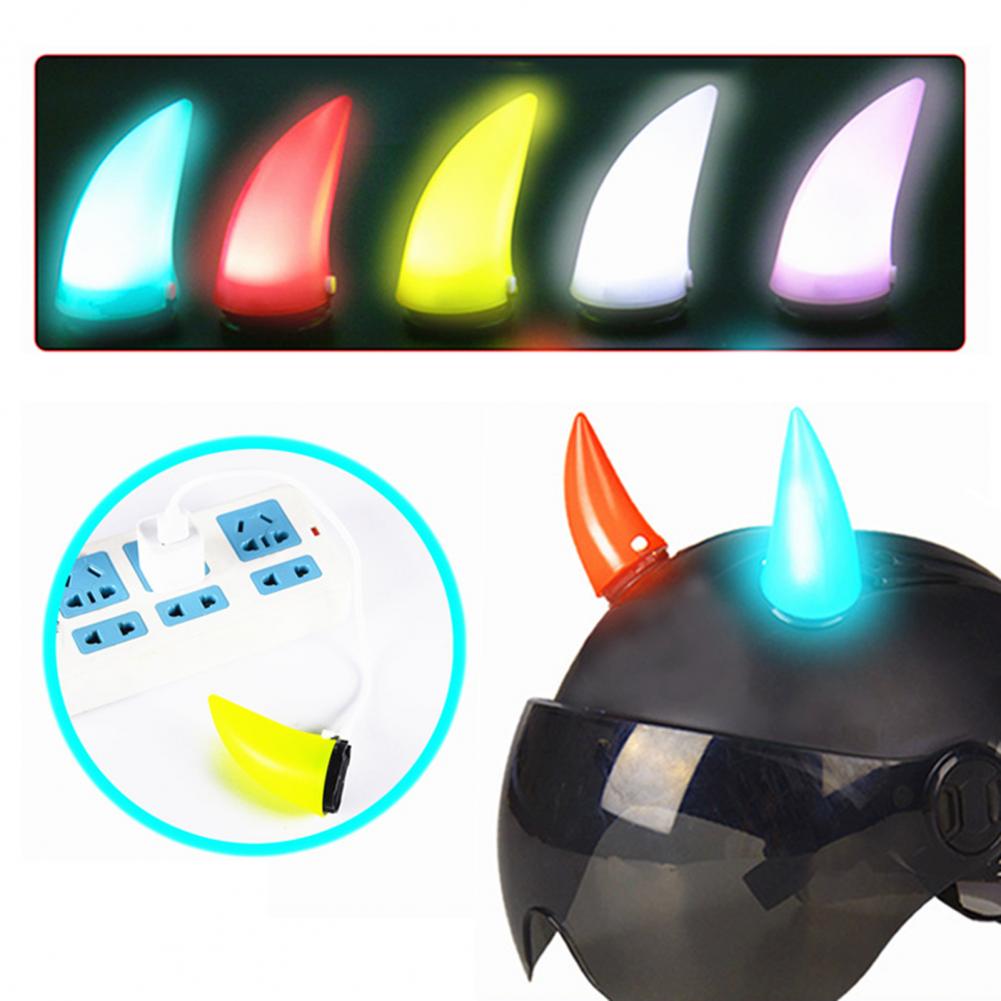 Mountain Biking Helmet - Capacete da motocicleta diabo chifres multicolorido